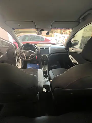 2016 Hyundai ACCENT 缩略图 5