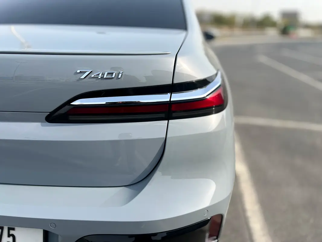 BMW 7-Series 2023