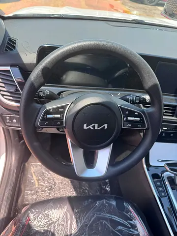 2026 KIA SELTOS 照片 13