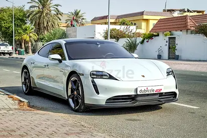AED 4057/month | 2021 Porsche Taycan 4S | GCC Specs | Ref#504080