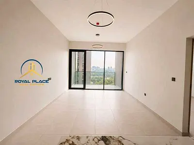 High Floor | Ready To Move | Golf Course View
