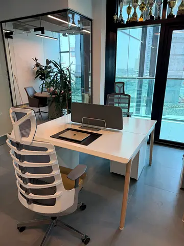 Modern Office Workstation and Ergonomic Desk Chairs