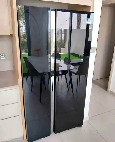Free delivery Hitachi Black Mirror Finish Side-by-Side Refrigerator like new condition