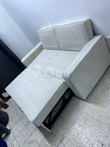 Comfortable White Padded Sofa Chair
