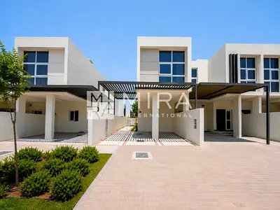 3BR+M | Best Price | Trixis | Vacant | Townhouse