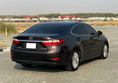 صورة 6 لـ 2013 Lexus ES-SERIES