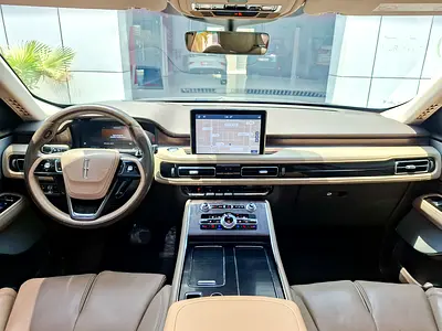 صورة 9 لـ 2021 Lincoln AVIATOR