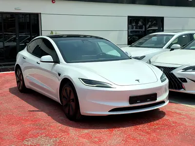 صورة 3 لـ 2026 Tesla MODEL 3