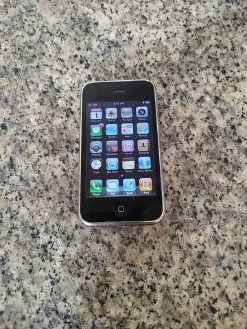 iPhone 3G. 16gb