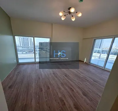 Family 3BR/ Best Price/ Brand new/ Chiller free
