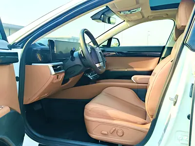 صورة 13 لـ 2024 Hyundai AZERA