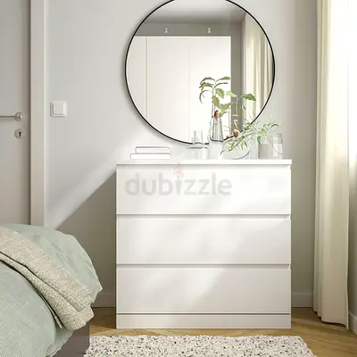 White 3-Drawer Dresser / Chest of Drawers