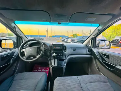 صورة 8 لـ 2018 Hyundai H1