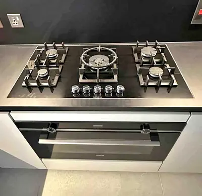 Siemens built-in gas hob and electric oven set - black stainless, barely used
