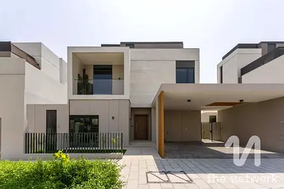 Best Location | 4 Beds | Genuine Listing
