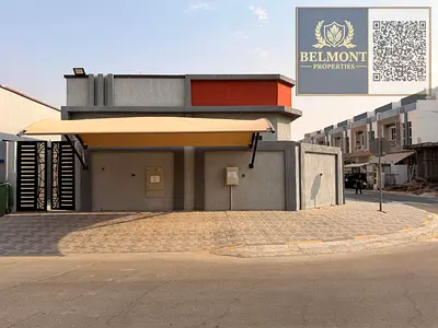 >>*>>Spacious 3Bedrooms Ground Floor Ready to Move Corner Villa >>*>> Hall + Majlis + Maid's Room>>*>> Big Parking >>*>>