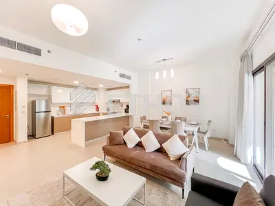 SPACIOUS | FULLY FURNISHED | MULTIPLE CHEQUES