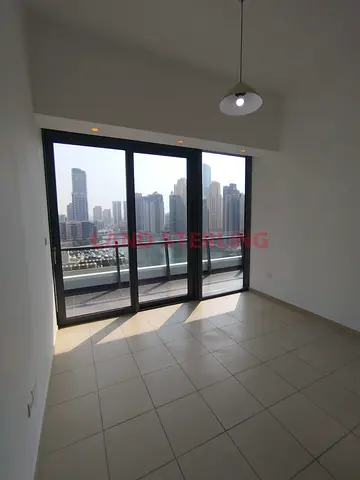 Marina Views I Prime Location I Vacant 2Bedroom