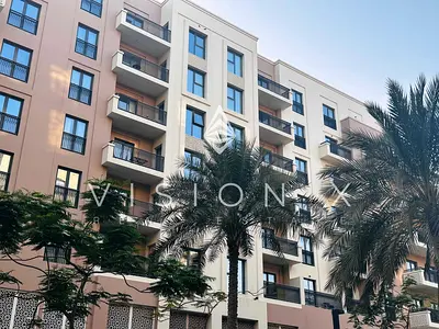 Stunning City & Water Views | Ready Apartment