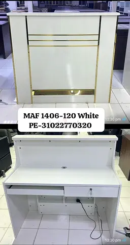 White Dressing Table / Vanity with Drawers and Mirror Space