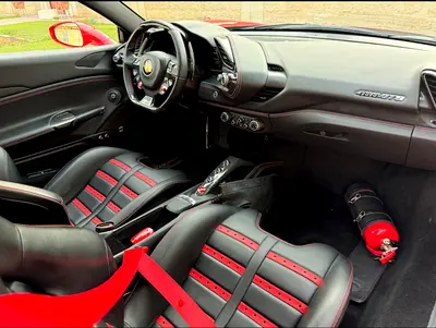 2016 Ferrari 488 — фото 7