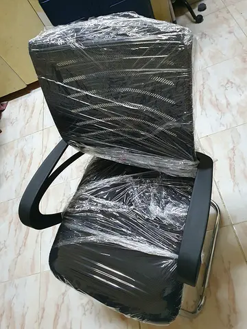 1 black mesh ergonomic office chairs - excellent condition