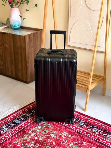 Luggage rimowa 83 cm