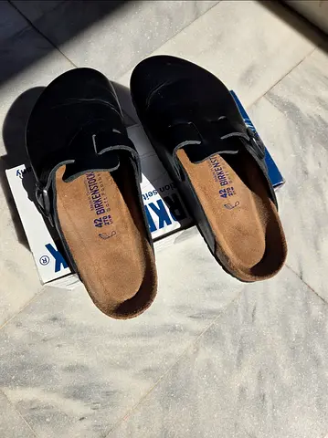 Birkenstock Boston Clogs – Black Leather – EU 42 (Regular Fit)