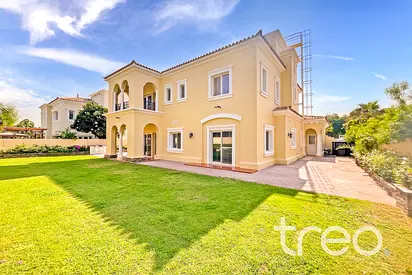 3 Bedroom | Vacant | Alvorada 4