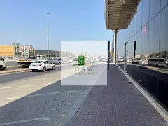 3,012 SQFT SHOWROOM FOR RENT IN AL QOUZ ON THE MAIN ROAD