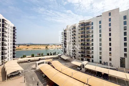 Amazing 1BR | Rented | Mid Floor | Canal View