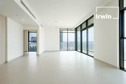 Top Floor | Corner Unit | 2 Parkings
