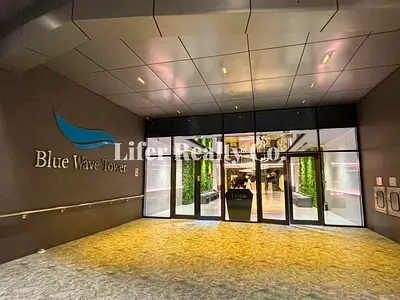 FULLY FURNISHED STUDIO I LOW FLOOR