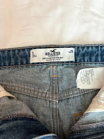 Hollister Curvy Ultra High-Rise Denim Skirt Size 3