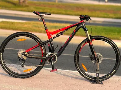Scott full suspension/29