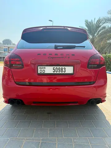 2014 Porsche CAYENNE 缩略图 3