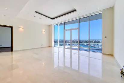 Marina View | Low Floor | Study