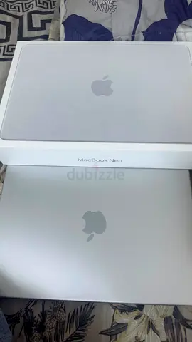 Apple MacBook Neo Silver 2026 13" with Original Box