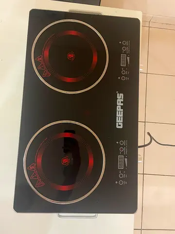 Geepas Double Electric Hot Plate Portable Induction Cooker - Perfect Condition - used once