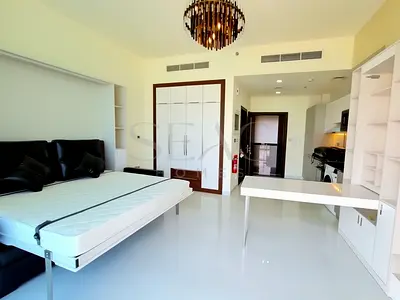 Move-In Ready Studio | Great Amenities