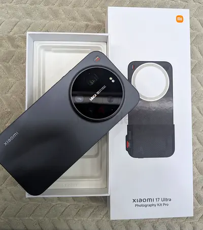 Xiaomi 17 Ultra 512GB With Kit