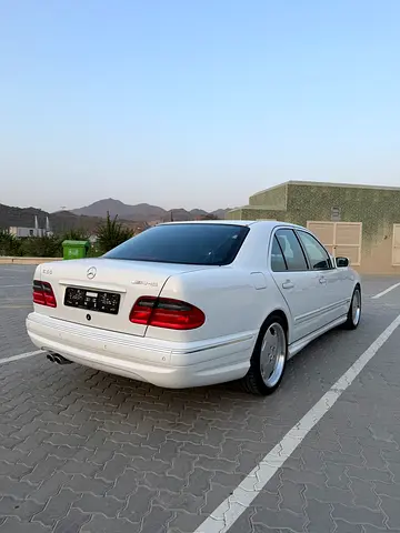2002 Mercedes-BENZ E-CLASS — миниатюра 4