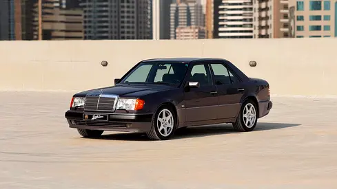 1993 Mercedes-Benz E500 | Japan Spec | 66,000 KM | Collector Condition | Clean Title | Original Pain