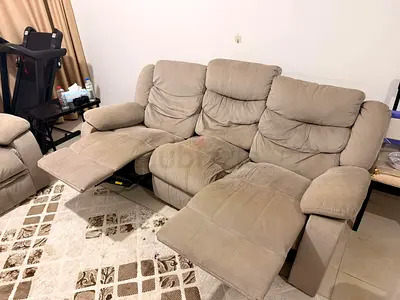 3-Seater Beige Recliner Sofa — Comfortable Used Living Room Seating