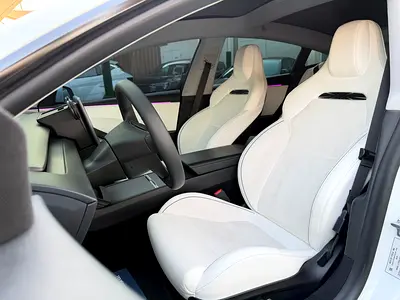 صورة 8 لـ 2025 Tesla MODEL 3