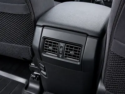 صورة 15 لـ 2023 Toyota PRADO