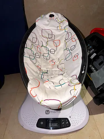 4moms MamaRoo Baby Swing - Good Condition, White Base