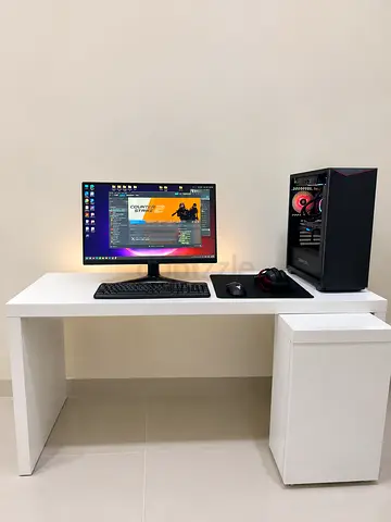 Gaming PC free table - moving out sale