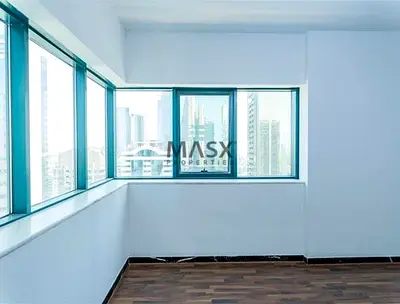 Spacious Living | 30 Days Free | 6 Cheques