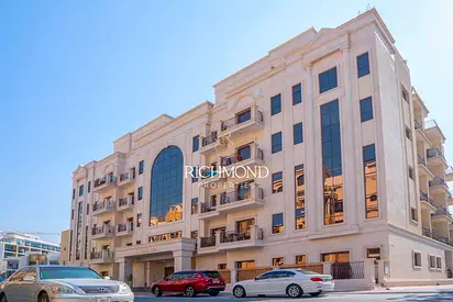 Fully Furnished | Vacant August | 4 Cheques
